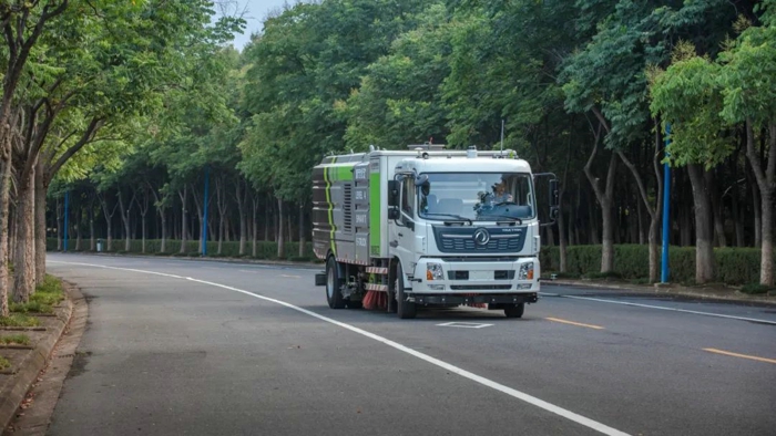 東風商用車智能無人駕駛產品實現多場景應用6.jpg